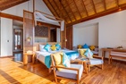 Furaveri Island Resort & Spa