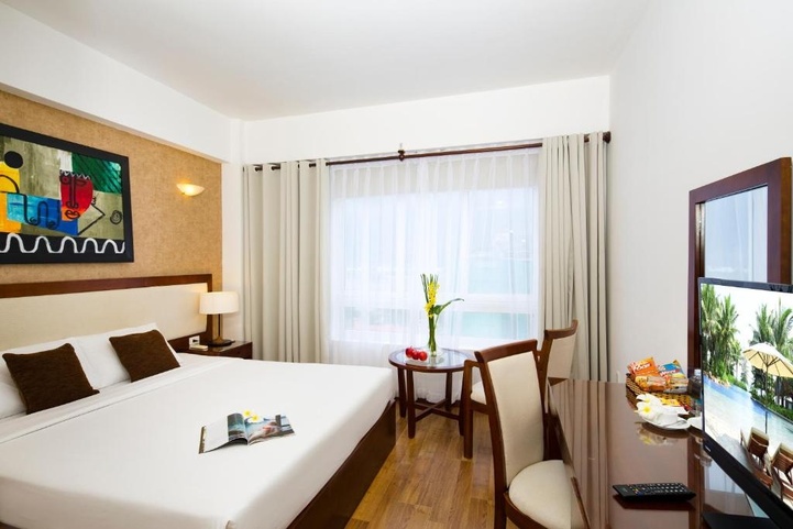 Starlet Hotel