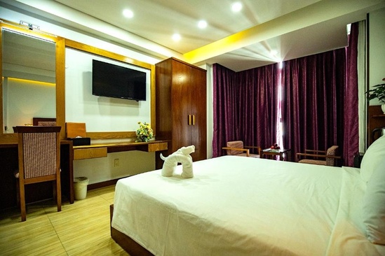 Happy Light Hotel
