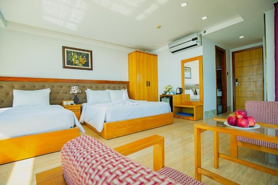 Happy Light Hotel