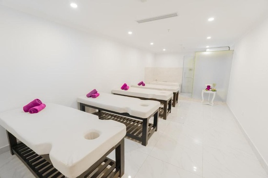 Bonjour Nha Trang Hotel