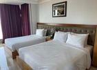 Happy Light Hotel
